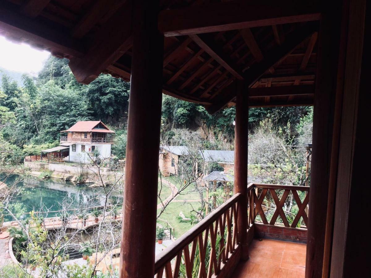 Hotel House By Lake Moc Chau Exterior foto