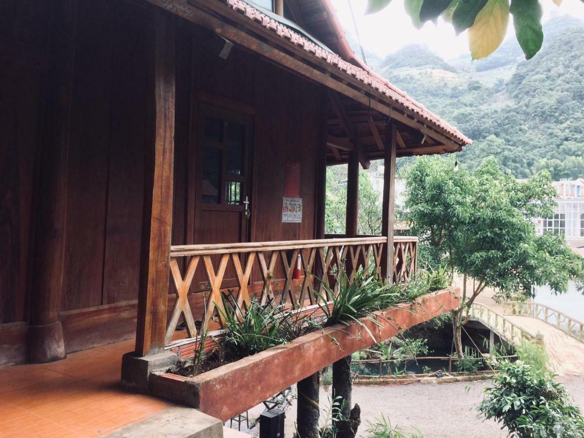 Hotel House By Lake Moc Chau Exterior foto